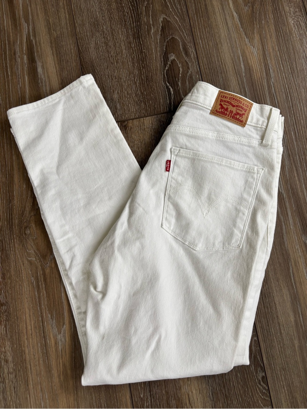 Levi's White Classic straight Jean